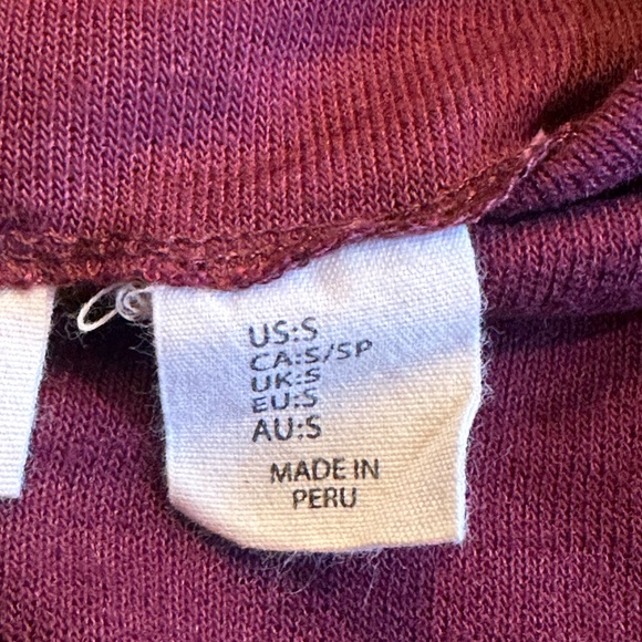 Ladies Nicole Miller Mock Turtleneck top - Picture 4 of 5